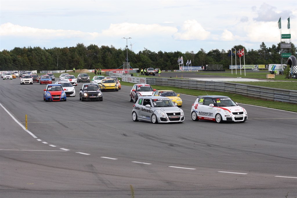 Det var et stort felt på 28 biler der stillede til start til årets GP Danmark
(Foto: Agnes Straarup)